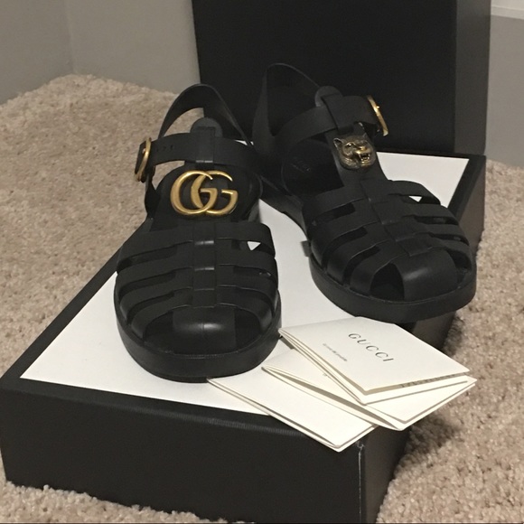 gucci rubber buckle strap sandal